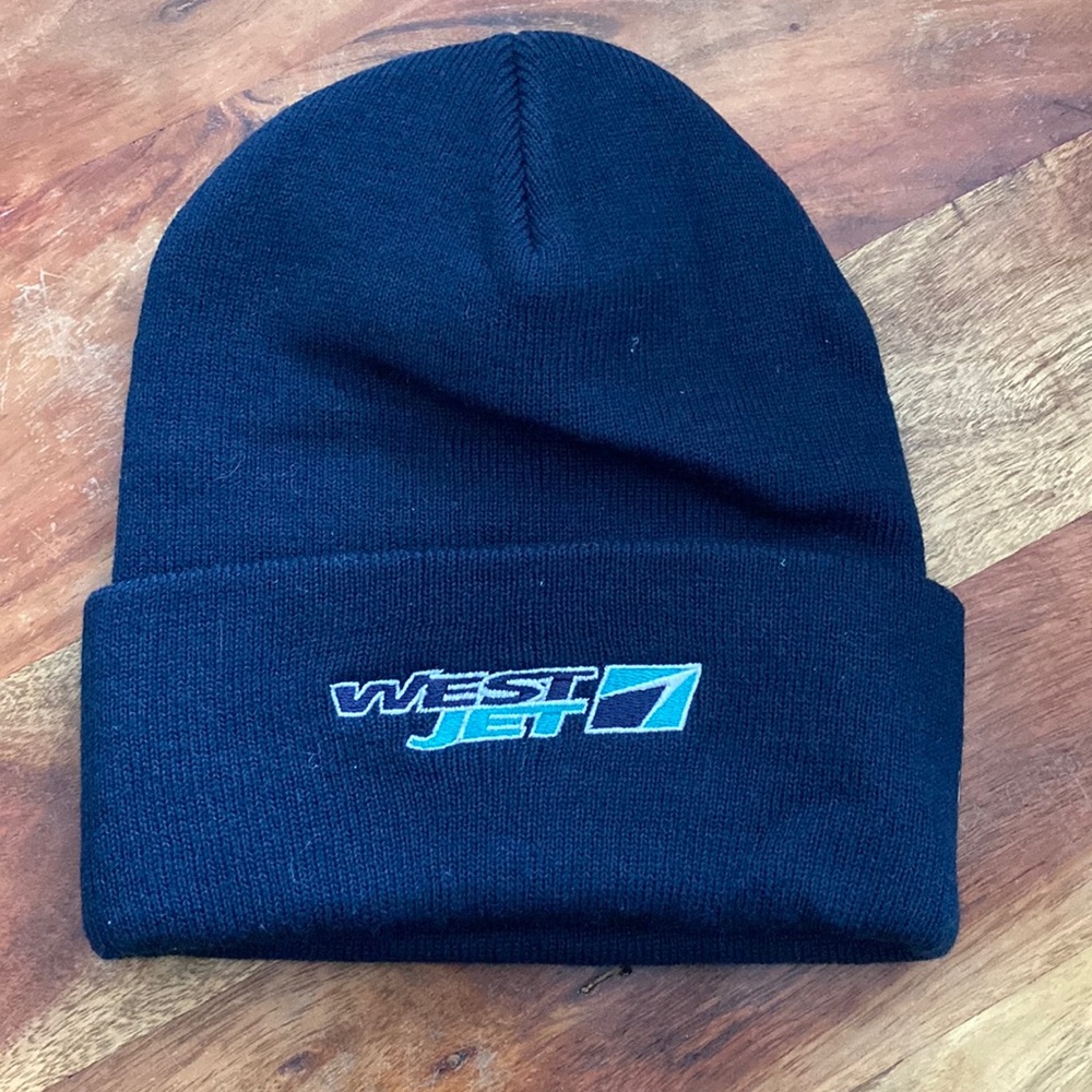 NWOT WESTJET AIRLINE WJA WS KNIT tuque toque EMBROIDERED logo hat blue
